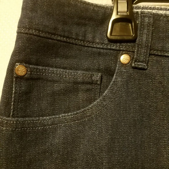 Izod jeans mini skirt. - Picture 5 of 7